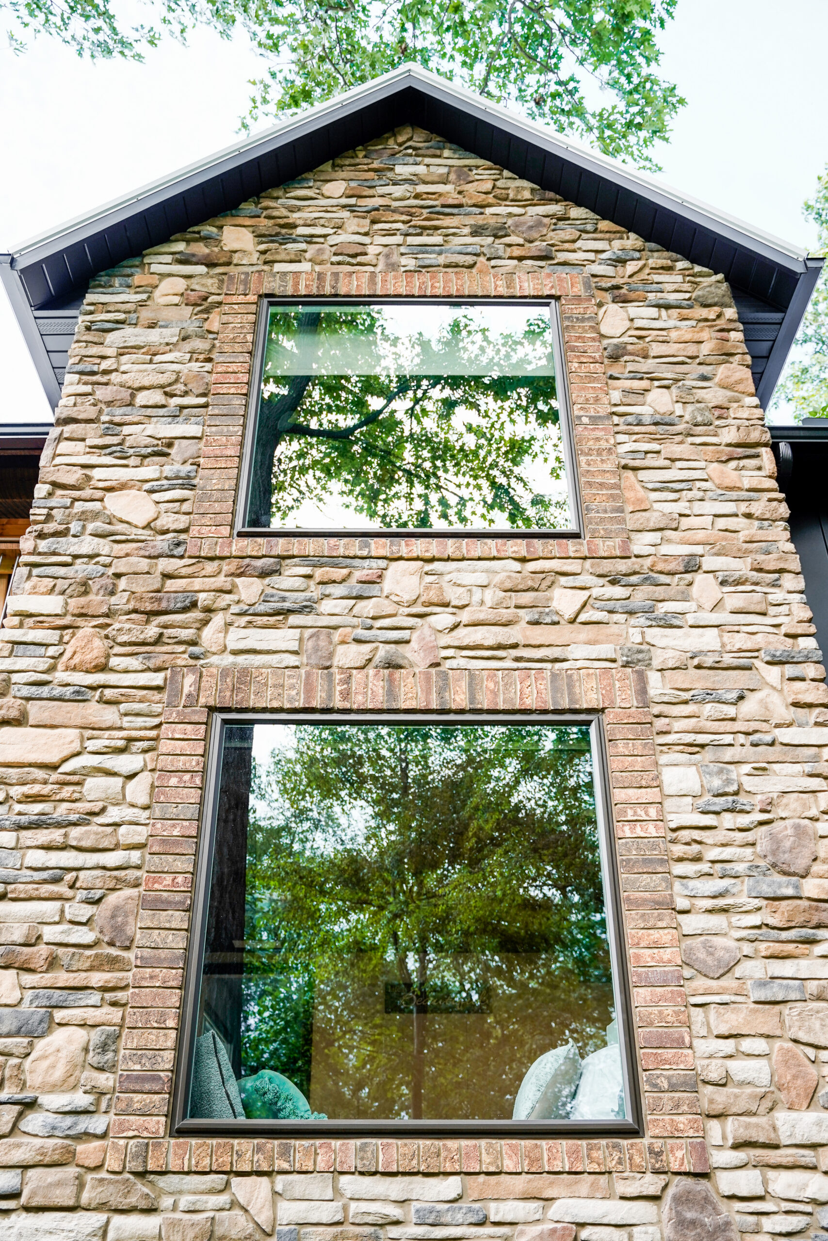 Endure Classic Bronze picture window.