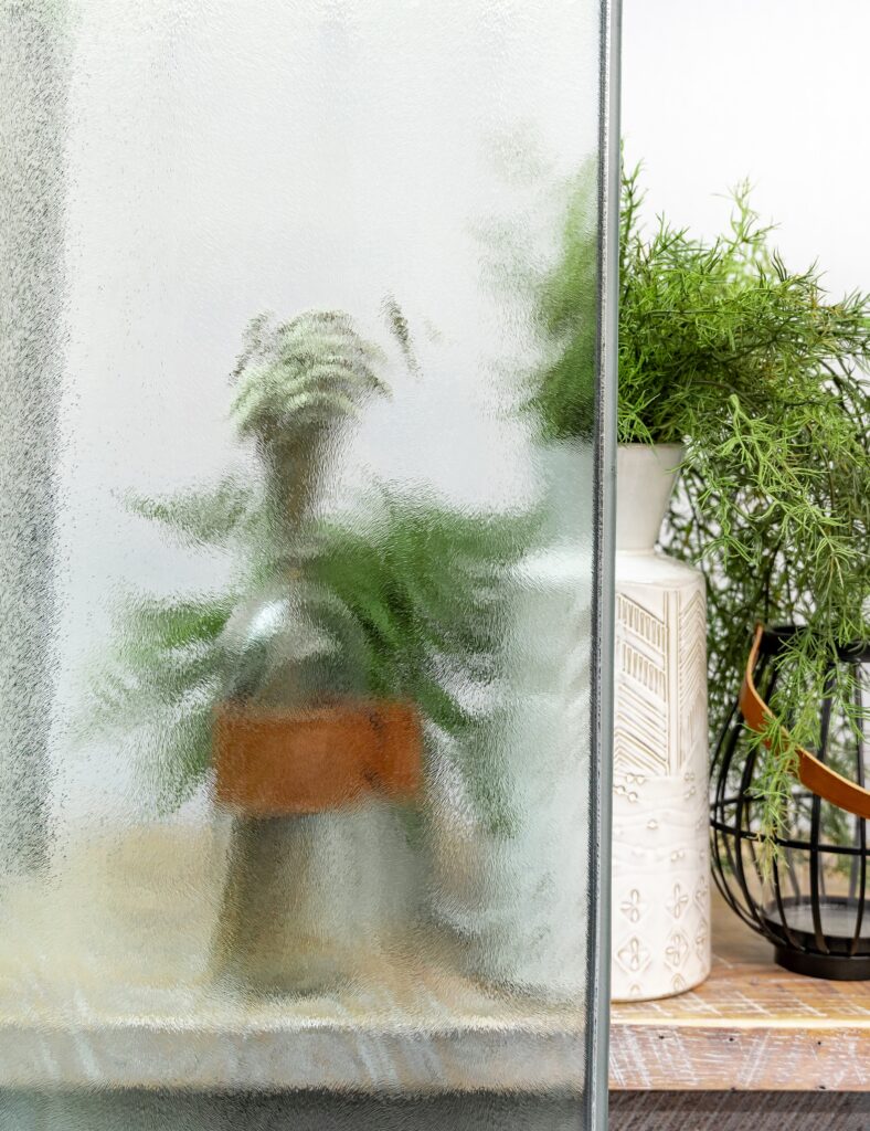 Chinchilla Privacy Glass