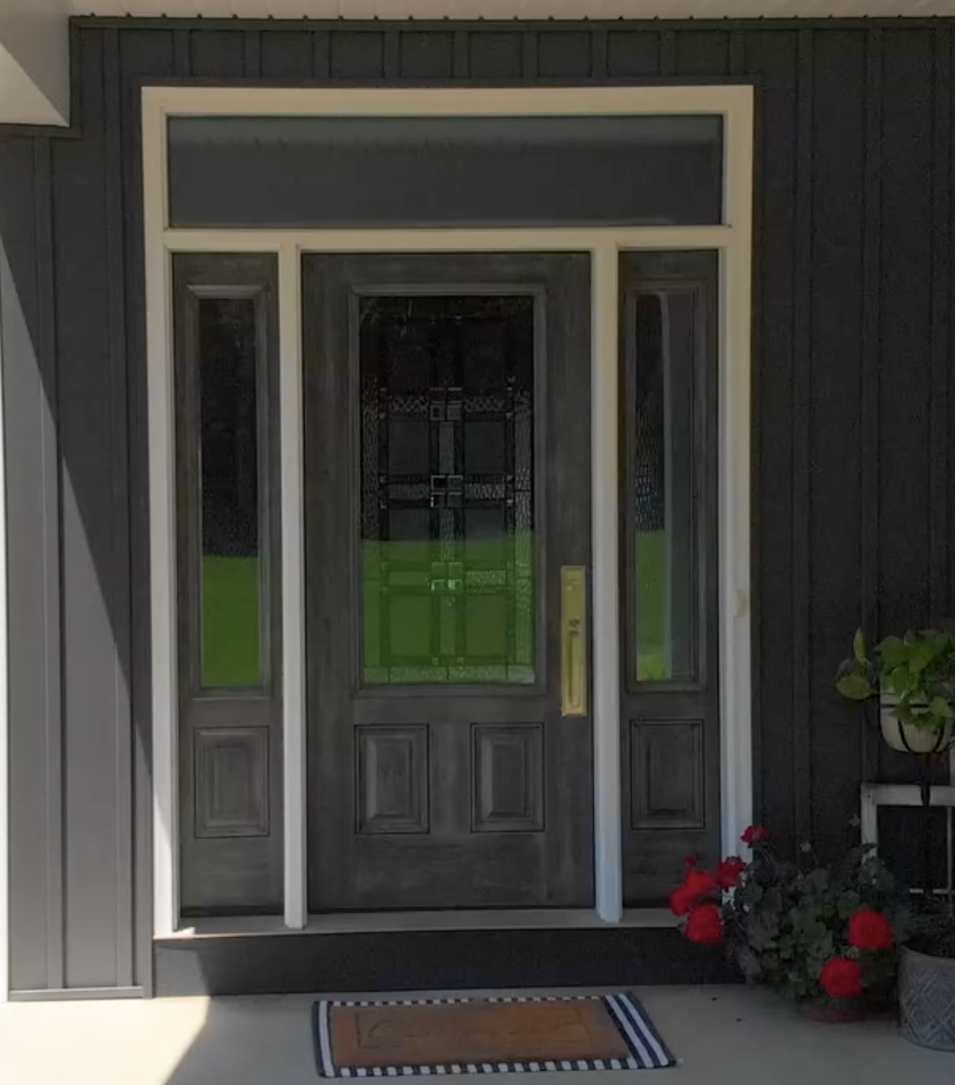 Embarq fiberglass door from ProVia.