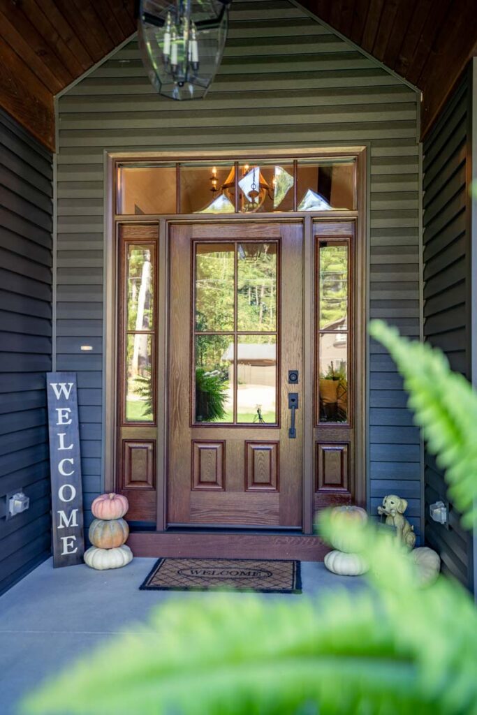 Fiberglass entry door with SDLs.